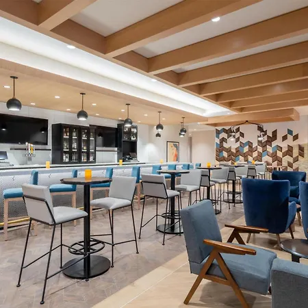 Hyatt Place Sacramento International Airport-3